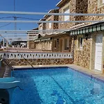 Residencia Thomas Apartamento *
